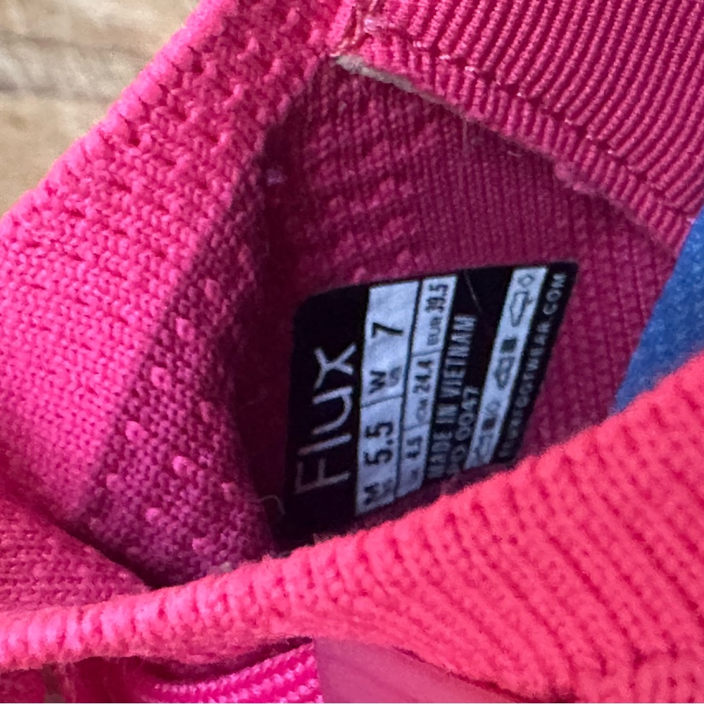FLUX Athletic Shoes in Neon Pink - Picture 5 of 7